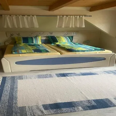 Huette In Boehmen Mit Sauna Und Whirlpool Casa vacanze Kraslice
