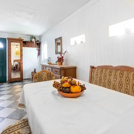 Huette In Boehmen Mit Sauna Und Whirlpool *